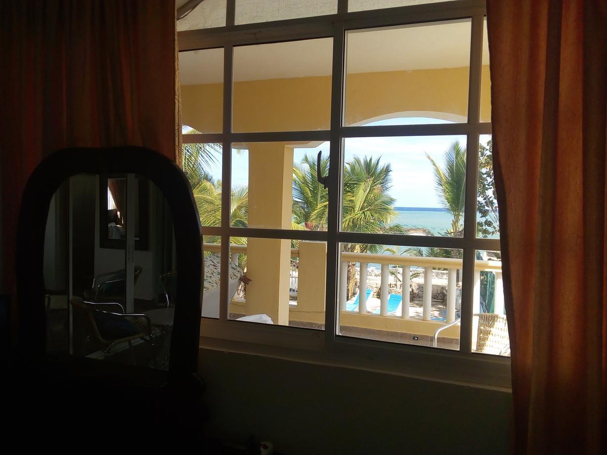 Hotel El Viejo Pirata Бока-де-Юма Экстерьер фото